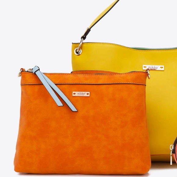 Nicole Lee USA Sweetheart Handbag Set - Picture 7 of 11